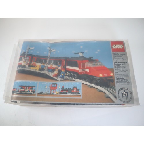 127 - LEGO 7745 Electric Inner City Train Set with 7864 Universal Transformer