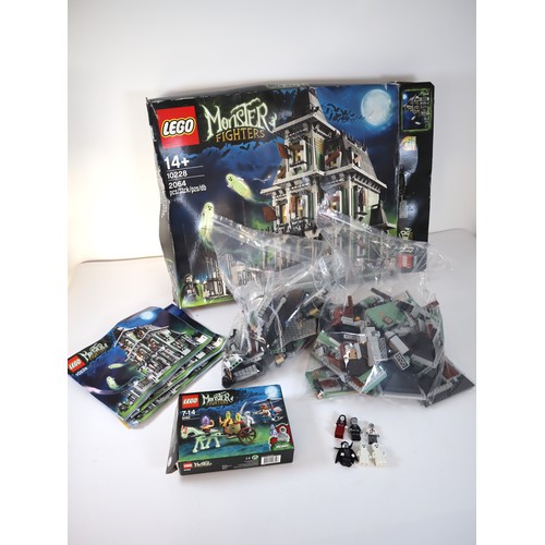 131 - LEGO Monster Fighters - 10228 Haunted House, 9464 Vampyre Hearse (Sealed) + 9462 The Mummy