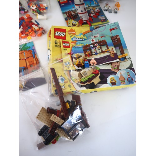 138 - LEGO Spongebob Squarepants - 3831 Rocket Ride, 3834 Good neighbours at bikini bottom, 3833 Krusty Kr... 