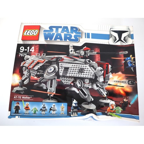 140 - LEGO Star Wars - 7674 V-19 Torrent & 7675 AT-TE Walker (Sealed)