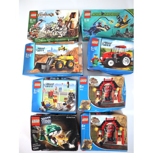 166 - LEGO - Collection of Sealed Sets - 1354, 7413 (2), 8401, 7771, 7040, 7634 & 7630