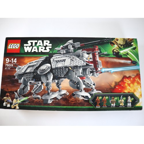 181 - LEGO Star Wars 75019 AT-TE