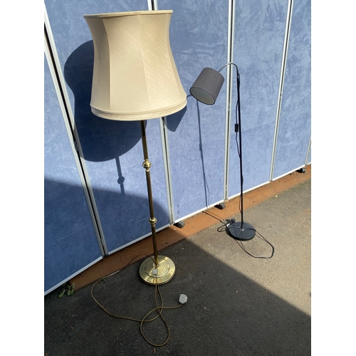 660 - Two miscellaneous metal floor lamps.