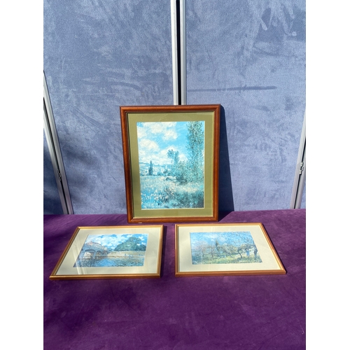 679 - Three framed landscape prints