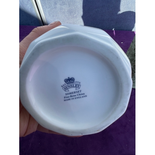 204 - Three miscellaneous ceramic vases