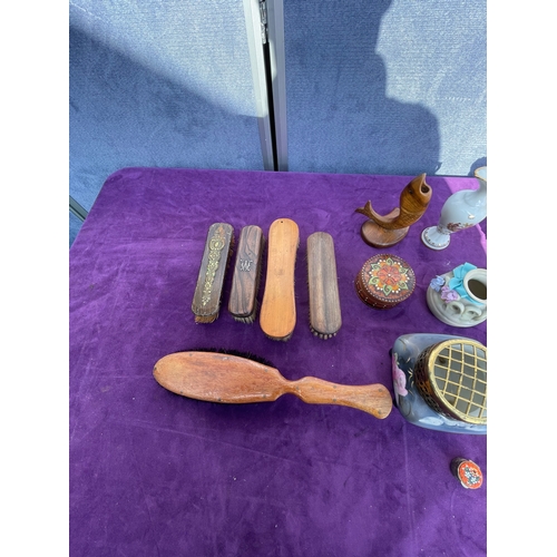 205 - A large variety of miscellaneous items.