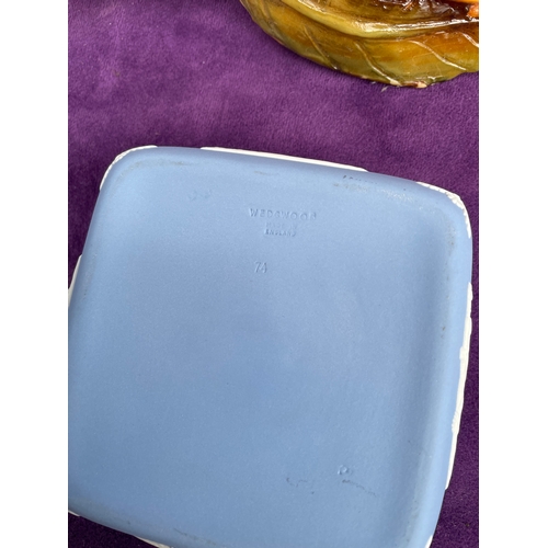 209 - A variety of Glass and Ceramic collectables including Mantle clock, Wedgwood and Silver napkin ring