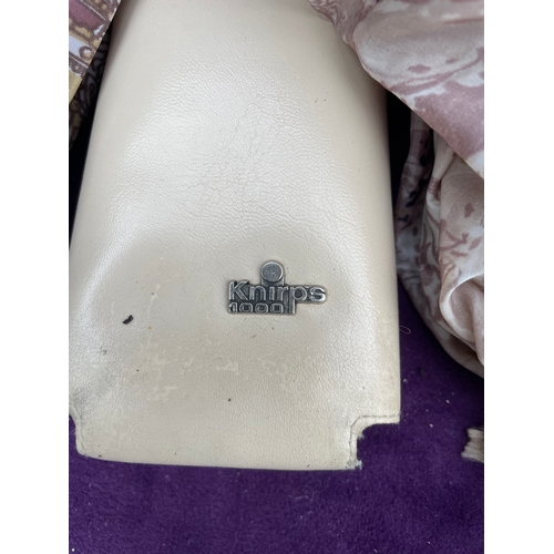 211 - A collection of Vintage/Retro travel umbrellas including Knirps.