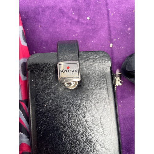 211 - A collection of Vintage/Retro travel umbrellas including Knirps.