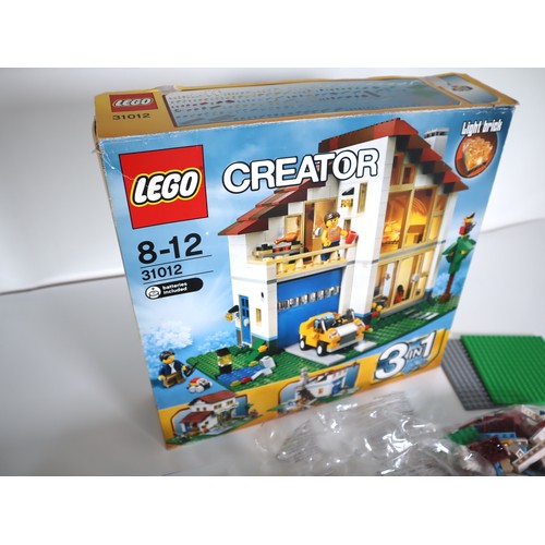 209 - Lego Creator 31012 Set + vintage Lego 2 boxed set  + various vintage pieces