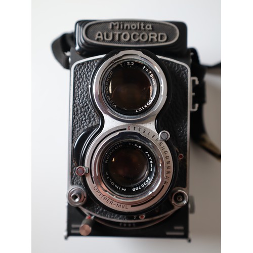 27 - Minolta Autocord TLR Camera Serial 271298 - Rokor 1:3.5 75mm Lens - 1960's