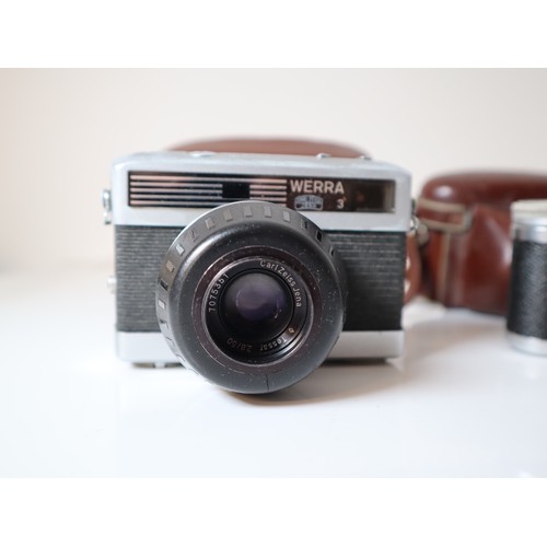 60 - Vintage 35mm Cameras - Balda Baldessa Ia, C.M.F Comet II, Braun Super Paxette w/Carl Zeiss 1:2.8 50m... 