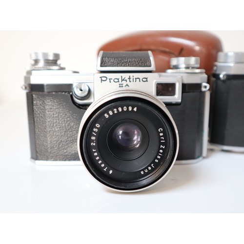 80 - Vintage Praktica 35mm Cameras - Praktica IV F w/ Travenon 1:4,5/135 R Camera Lens , IIa Carl Zeiss 5... 