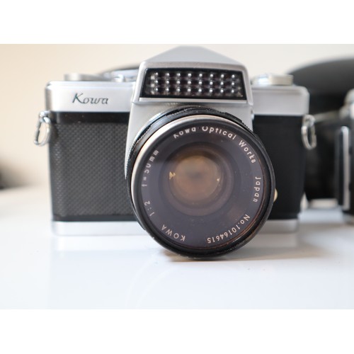 86 - Vintage 35mm cameras - Kowa Model E w/1:2 50mm lens, Iloca Quick B, Pedixa Prismat TTL w/ 1:2.8 50mm... 