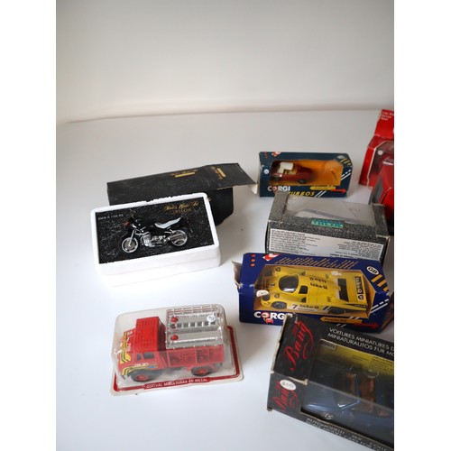 157 - A group of 1990's boxed model die cast cars / vehicles including Corgi, Vitesse, Days Gone + others