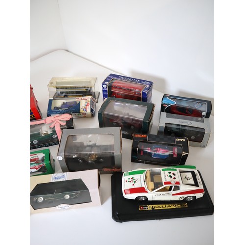 157 - A group of 1990's boxed model die cast cars / vehicles including Corgi, Vitesse, Days Gone + others