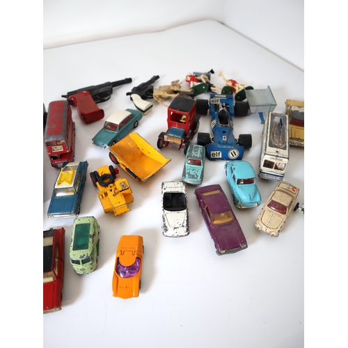 158 - A group of vintage loose Dinky & Corgi model die cast cars / vehicles