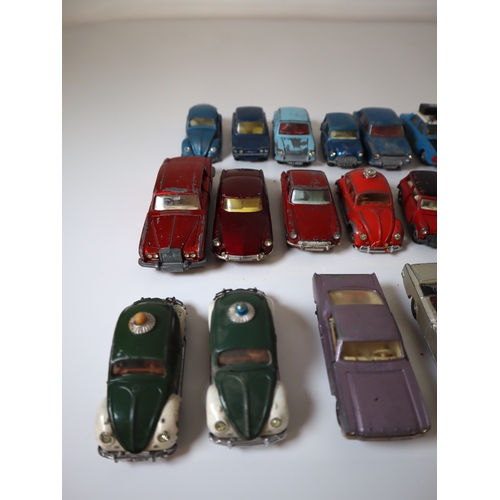 159 - A group of vintage Dinky & Corgi 