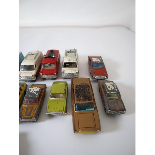 159 - A group of vintage Dinky & Corgi 