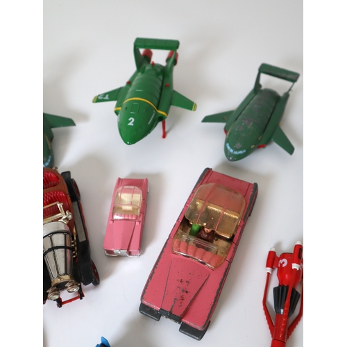 161 - Loose Corgi & Dinky  Thunderbirds, Chitty Chitty Bang Bang, Batman & Joe 90 vehicles