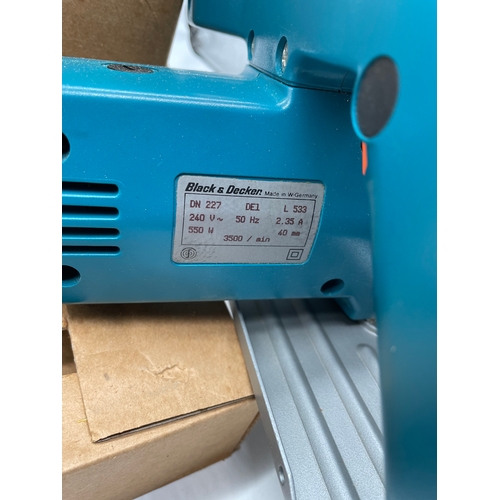 259 - Black and Decker DN227 40mm 550W circular saw