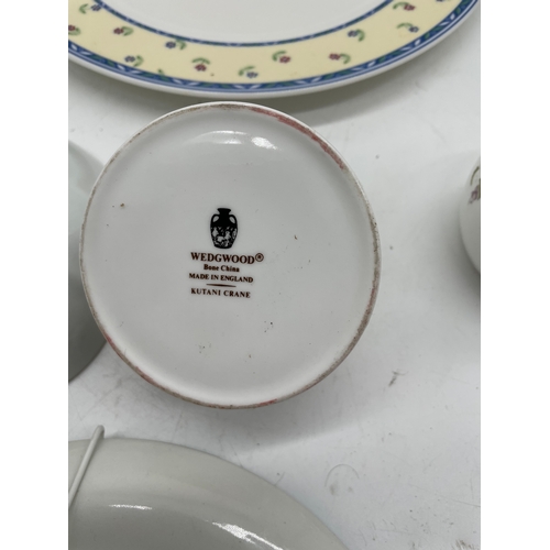 275 - A miscellaneous lot of collectable ceramic plates/bowls