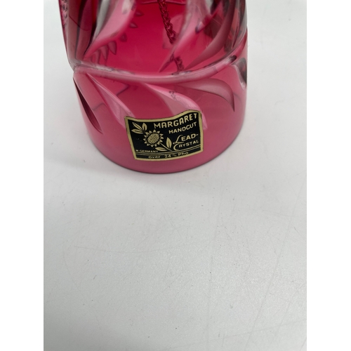 278 - A lot of Small collectable items including glass