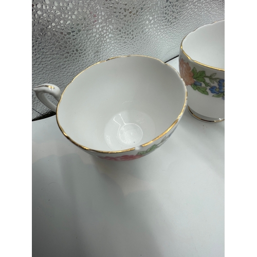 285 - A quantity of miscellaneous ceramic plates, Mugs and Teapot.