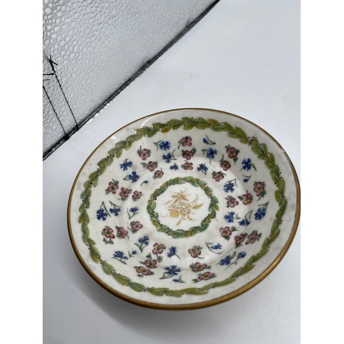 289 - A miscellaneous lot of Ceramics including oriental inspired  jars