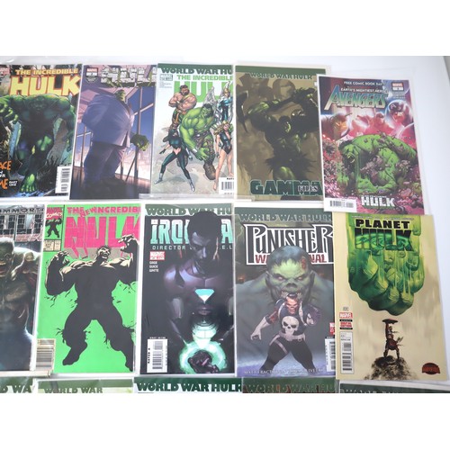 123 - Marvel Comics - Collection of World War Hulk & Incredible Hulk Comics