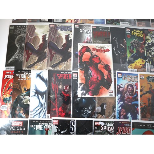 124 - Marvel Comics - Collection of Spiderman Comics including Dell' Otto Variant Symbiote Spider Man 1