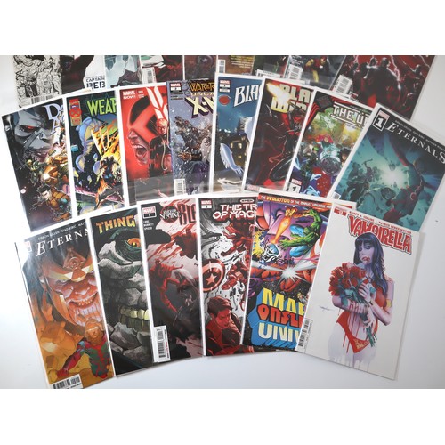 134 - Marvel Comics - A group of marvel comics with various variant covers
