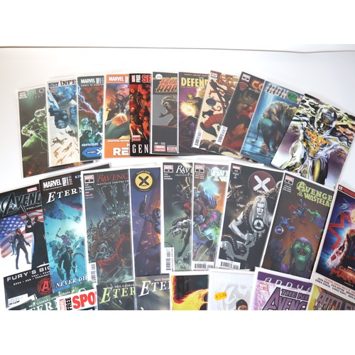 135 - Marvel Comics - A group of various comics including variant covers