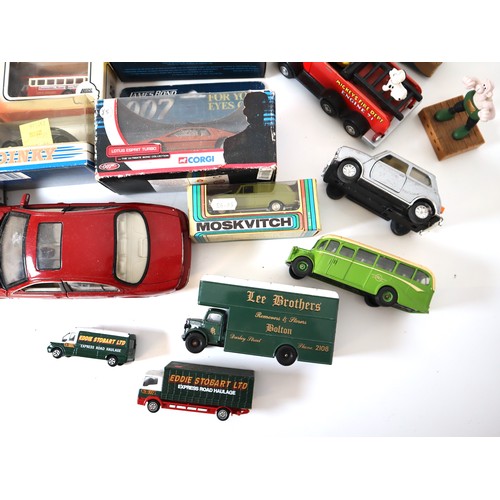 152 - A group of loose and boxed Corgi, Dinky, Lledo, matchbox Model cars and commercial vehicles