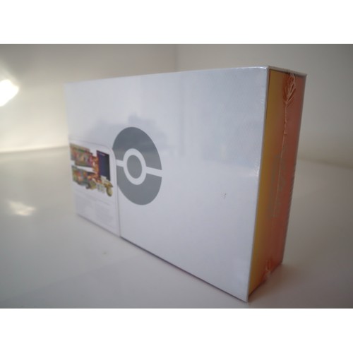 168 - Pokemon TCG : Sealed Sword & Shield Ultra Premium Collection - Charizard