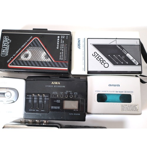 76 - Sanyo, Aiwa, Unisef, Panasonic Tape Cassette Players