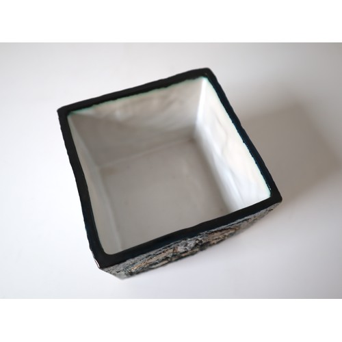 223A - Cube Troika Vase - Teo Bernatowitz 8cm x 9cm