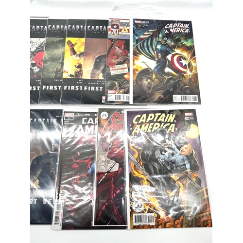 139 - Marvel Comics - A group of Captain America Comics including variants / SDCC Exclusives