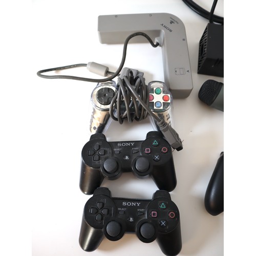 68A - Playstation 1 Multi Tap, + aftermarket controller, 2 x Playstation 2 controllers, XBOX Controller, P... 