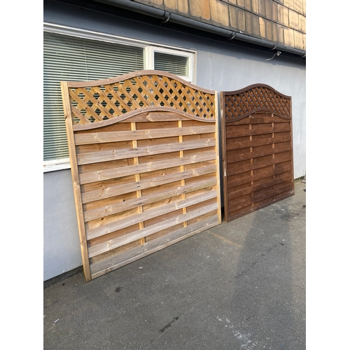 734 - Two Lattice top Fence panels 180cm x 182cm