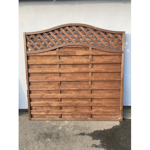 734 - Two Lattice top Fence panels 180cm x 182cm