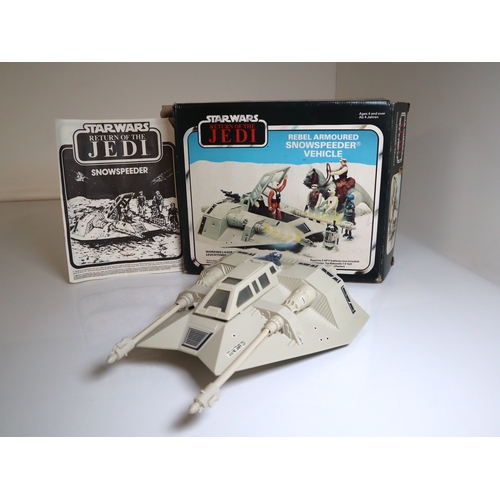 22 - Kenner Star Wars Return of the Jedi Rebel Armoured Snowspeeder Vehicle - Boxed with instructions