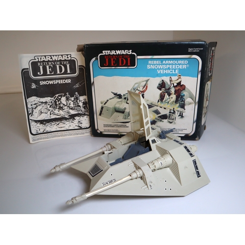 22 - Kenner Star Wars Return of the Jedi Rebel Armoured Snowspeeder Vehicle - Boxed with instructions