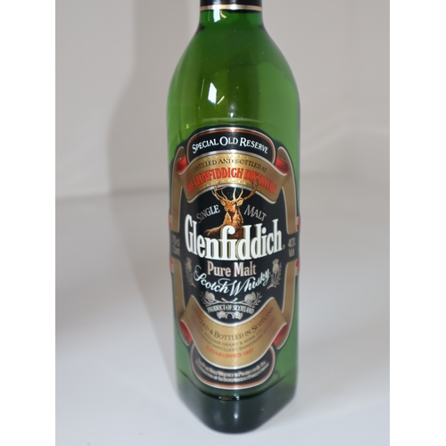 64 - Glenfiddich Pure Malt Scotch Whisky 70cl in Tube