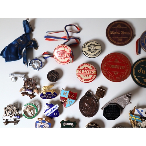 93 - Large collection of Roller & Ice Skating early to mid 20th century enamel pin badges + other collect... 