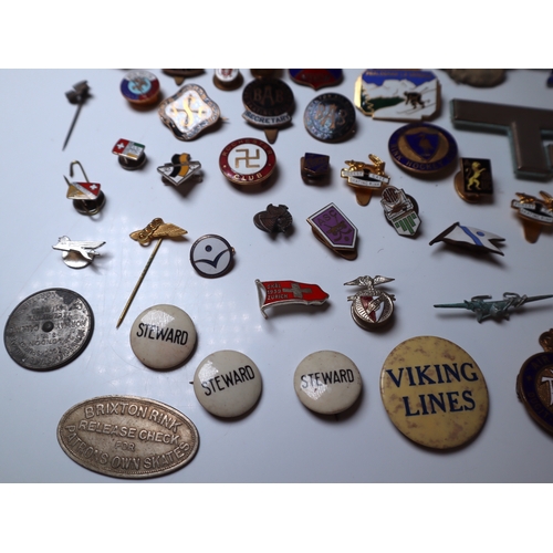 93 - Large collection of Roller & Ice Skating early to mid 20th century enamel pin badges + other collect... 