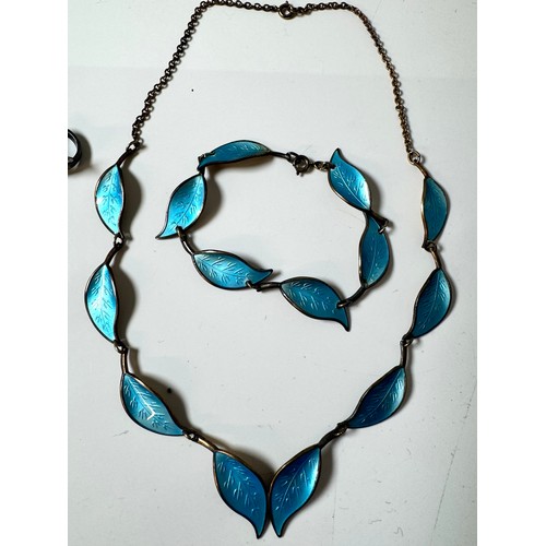 108 - Vintage David Anderson Norway Silver and blue enamel leaves necklace and matching bracelet + Norwegi... 