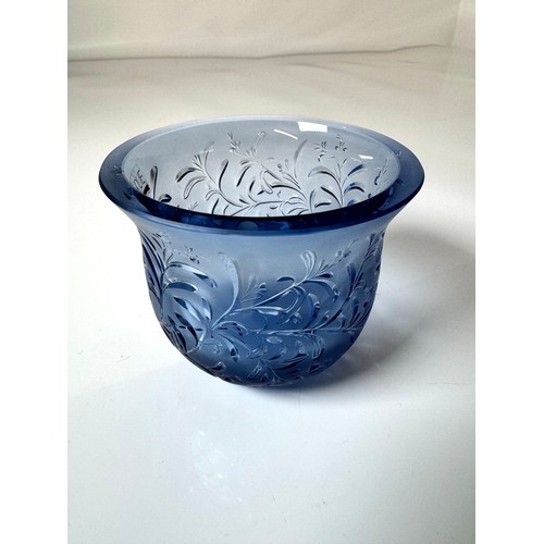 116 - Lalique Crystal Lavender Blue Rosemary Bowl 9.5cm x 7.5cm - Signed + label