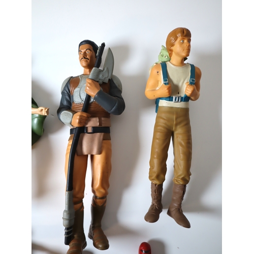 19 - Star Wars 1990's figures including 9