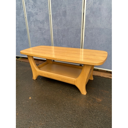 500 - Modern Oak Coffee table